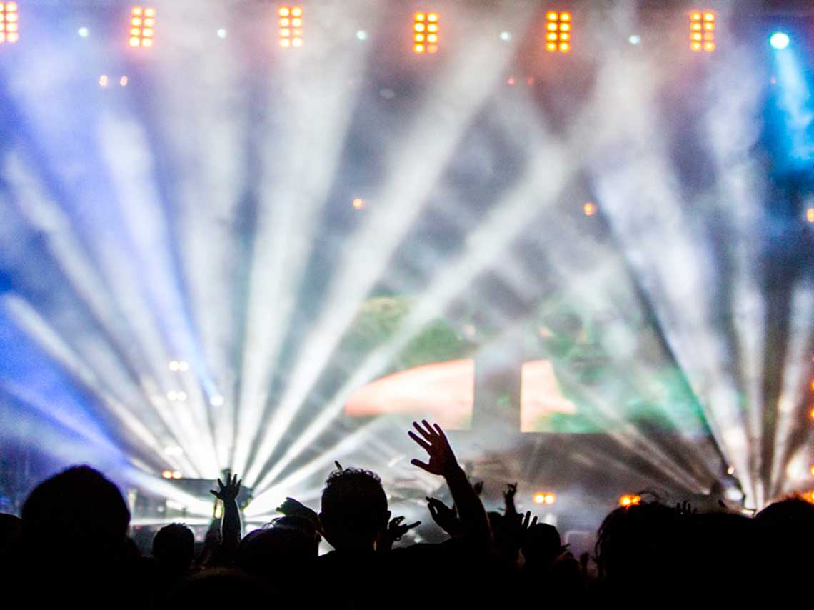 fiestas-para-solteros-en-cdmx-con-promos-para-despechados-1