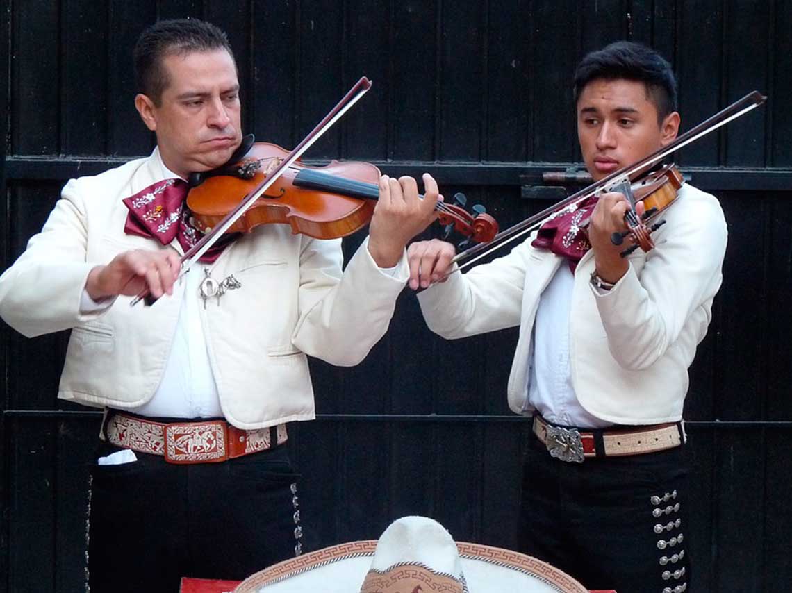 Cine mexicano en Garibaldi con mariachis en vivo ¡gratis! 2