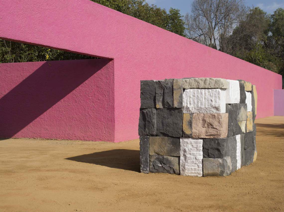 Sean Scully se apropia de la Cuadra de Luis Barragán