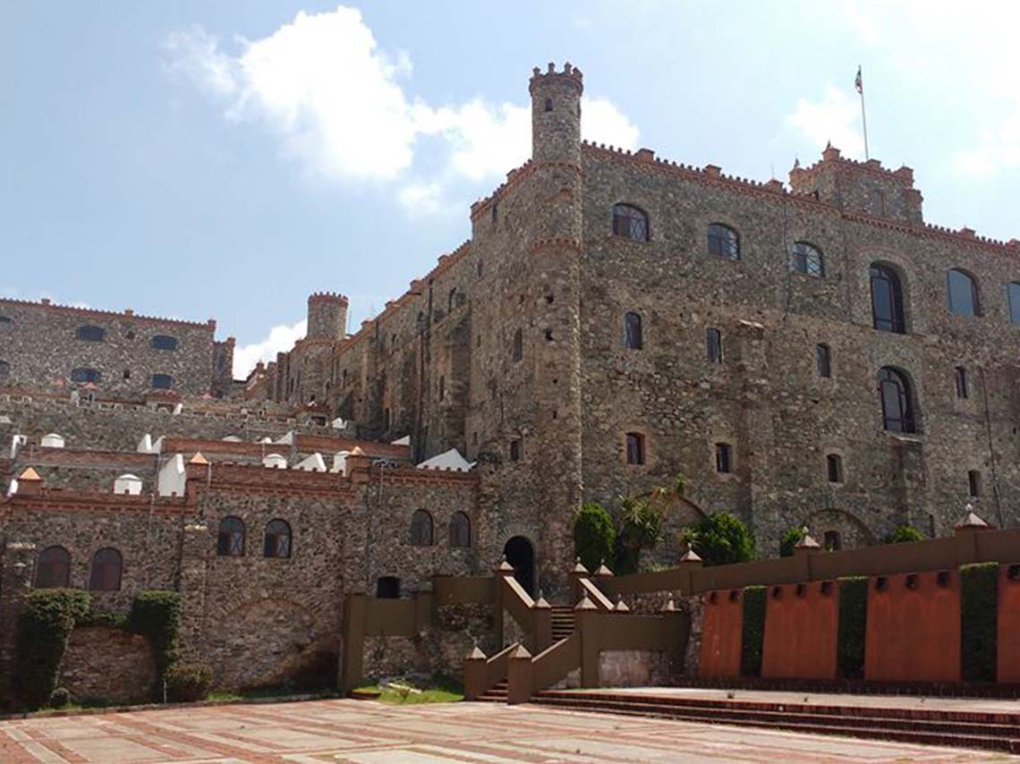 Duerme en un castillo en el hotel Santa Cecilia en Guanajuato 2