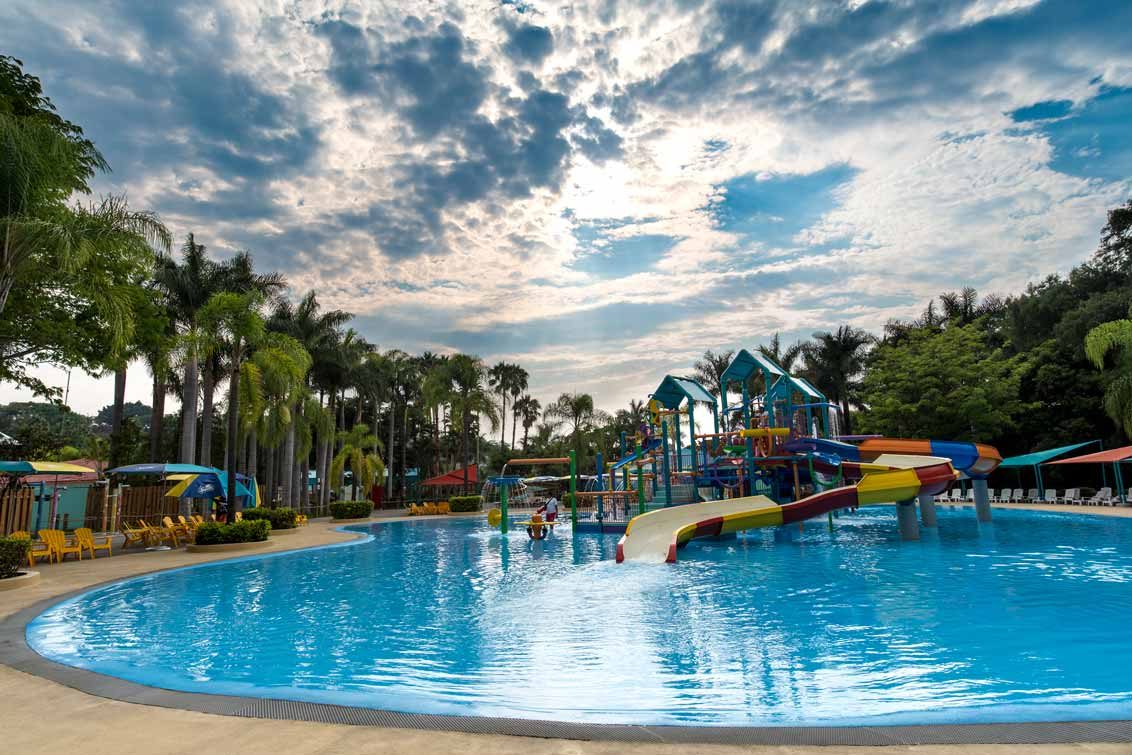 Una aventura de primavera en Hurricane Harbor Oaxtepec 1