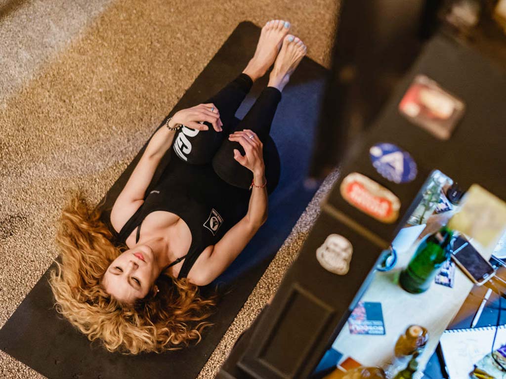 Beer Yoga Toma clases de yoga con cerveza en CDMX