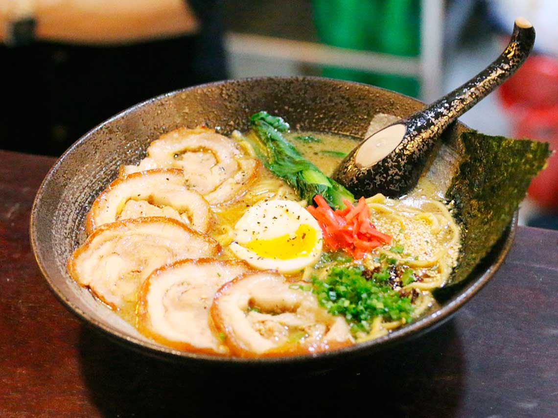 buffet de ramen en cdmx con huevo