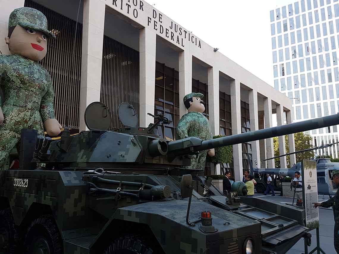 Expo militar: La gran fuerza de México 2018 ¡ve un helicóptero!