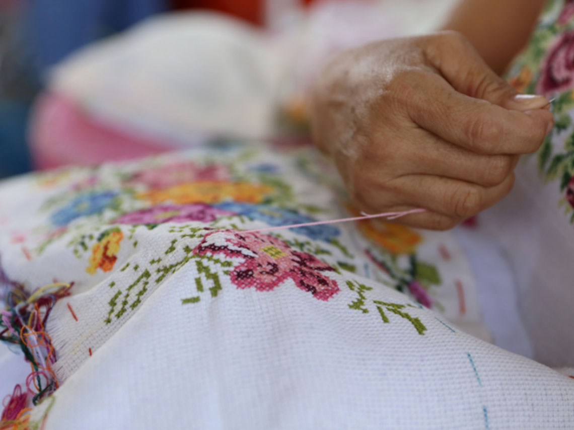 Semana de Yucatán en México 2018 bordados a mano