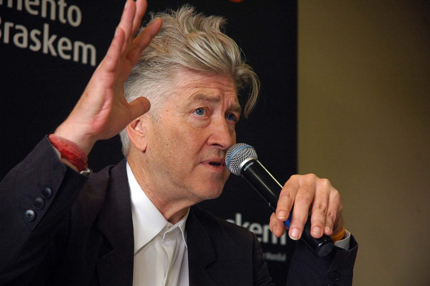 David_Lynch_-microphone_-10Aug2007
