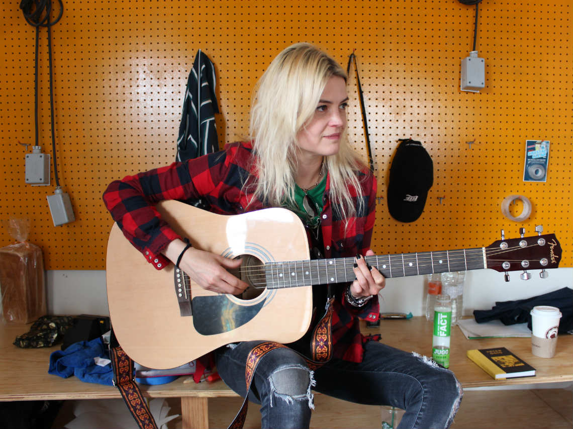 alison-mosshart-side-effects-mexico
