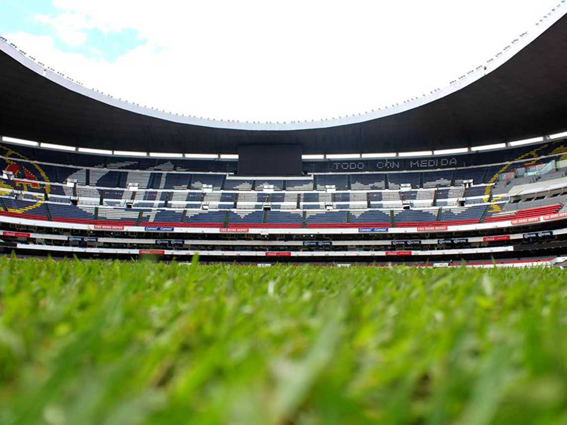 Conoce el interior del Estadio Azteca con este tour, ¡entra a la cancha!