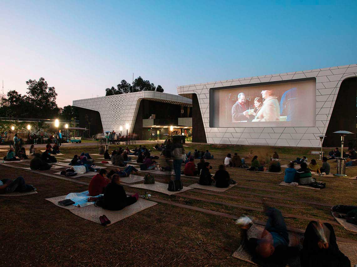 Foro al aire libre de la Cineteca: funciones de mayo 2018 ¡gratis!