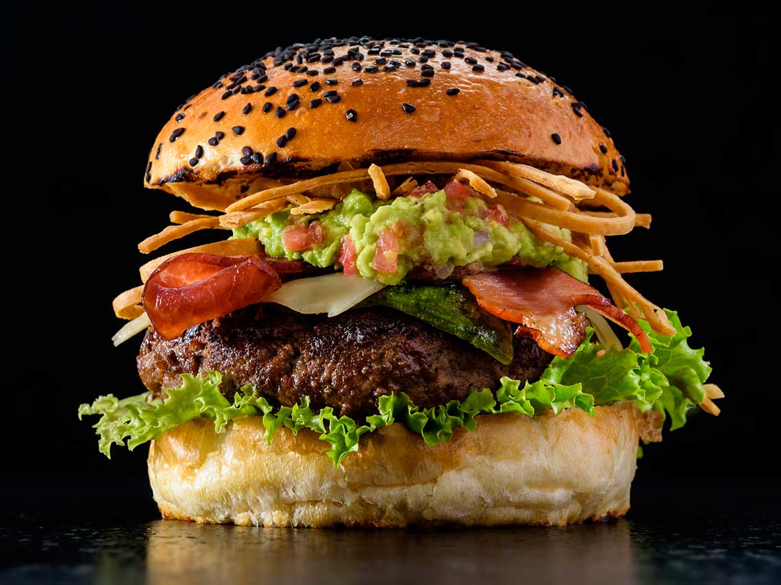 Promociones por el Día de la Hamburguesa 2018 con guacamole