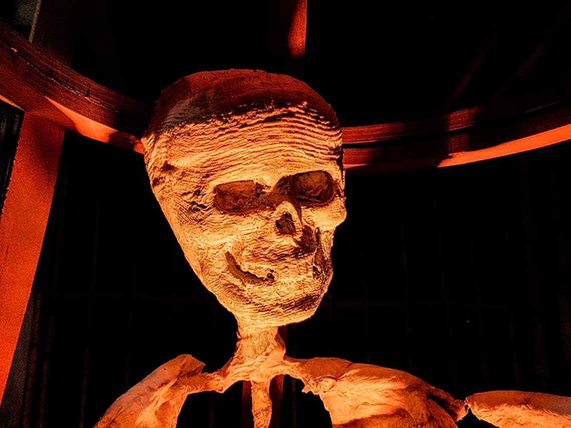 Escucha relatos fantasmales dentro del Museo del Miedo momia