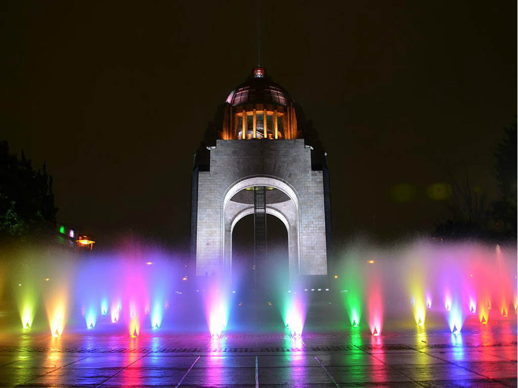 Vive el amanecer en CDMX desde el Monumento a la Revolución, enero 2020