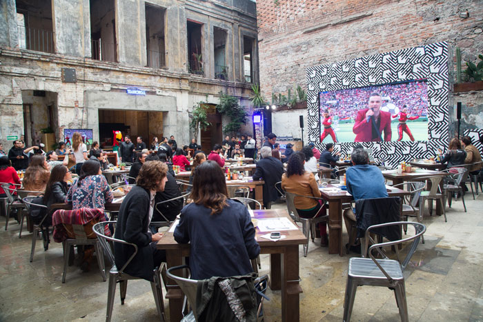 Buenos tragos, retas, quiniela y el Mundial en Cantina Tradicional