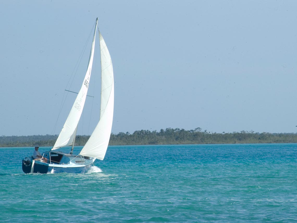 Bacalar: guía de qué hacer en la laguna velero