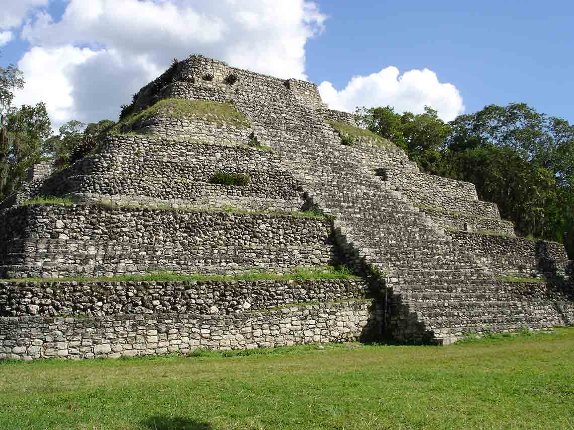 Bacalar: guía de qué hacer en la laguna zona arqueologica