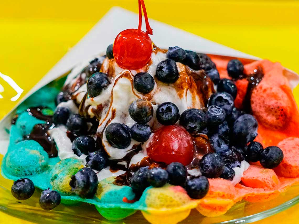 Bares de cereal en CDMX waffles de colores