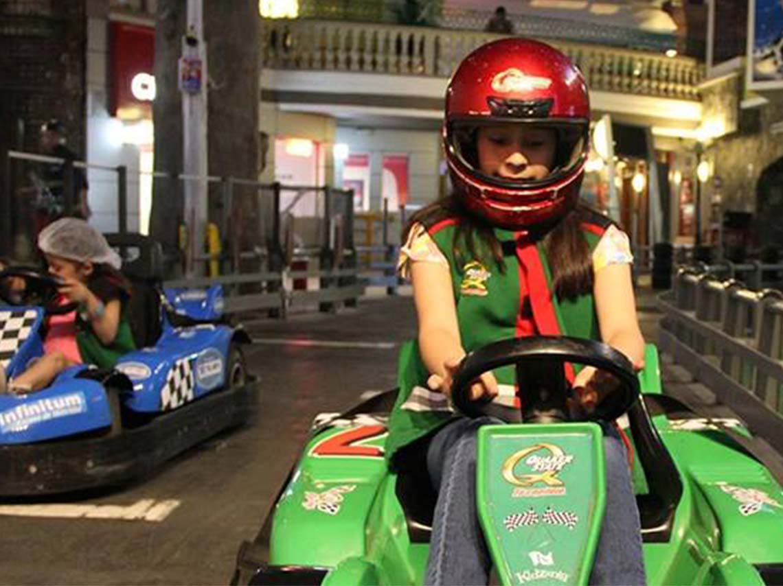 Campamento de verano en KidZania 2018 go karts