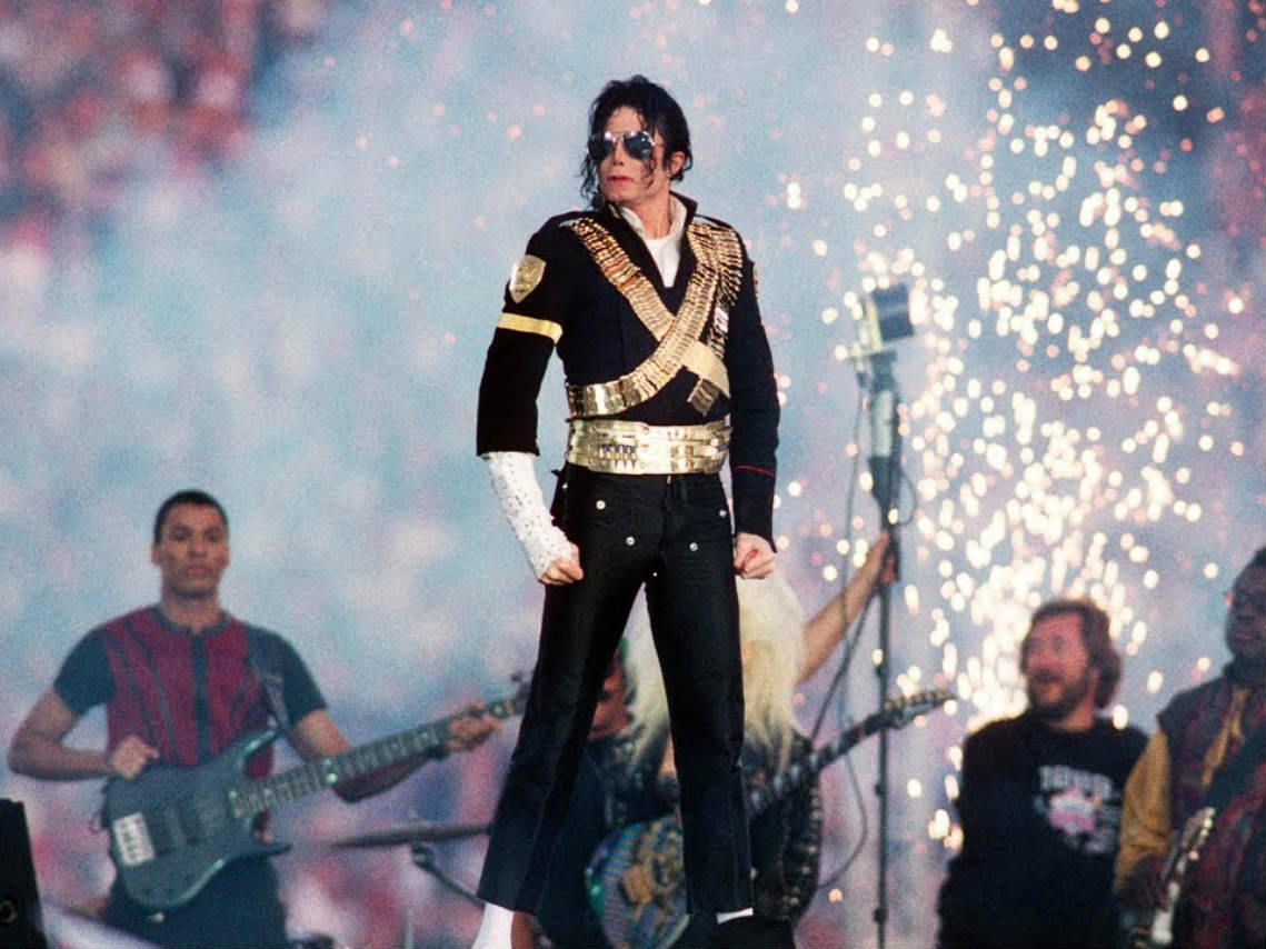 Asiste a Beatles Sinfónico + homenaje a Michael Jackson y Elvis Presley: Michael Jackson