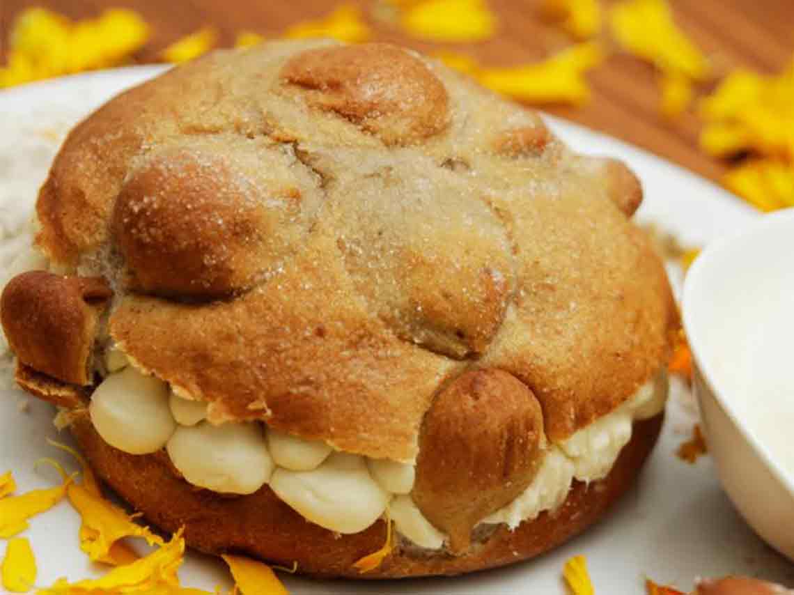 Festival del pan de muerto y la calaverita 2018 pan relleno