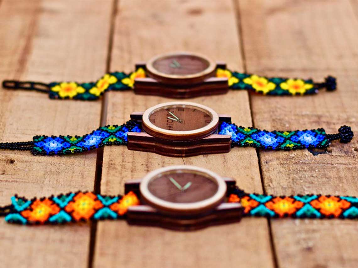 Fiesta de las culturas indígenas en el Zócalo 2018 relojes