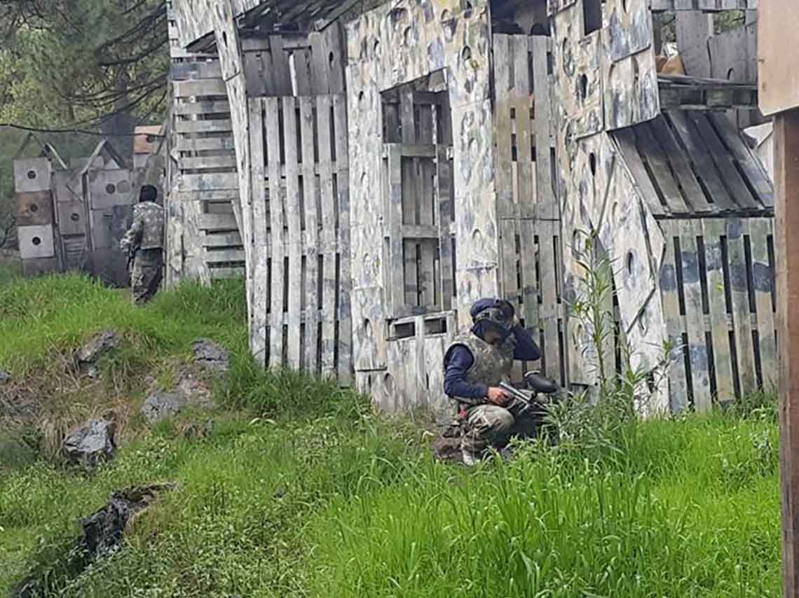 juega-gotcha-cerveza-artesanal-campo-de-batalla