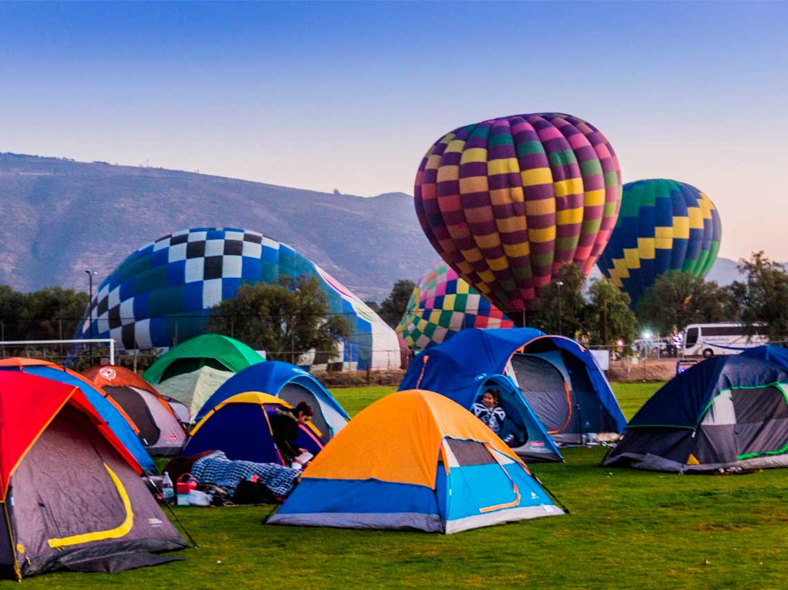 Multicolor Fest en Teotihuacán globos