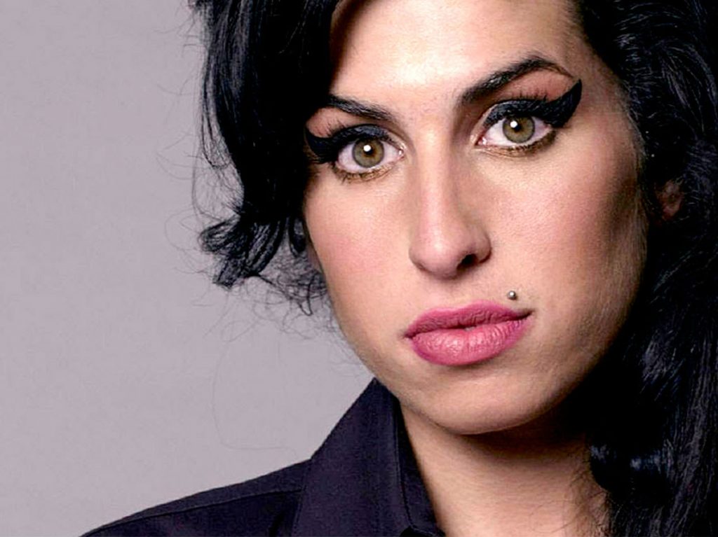 Vive una noche de homenaje a Amy Winehouse, proyectarán documental