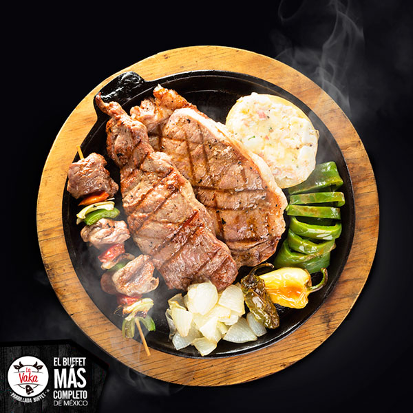 La-mejor-parrillada-buffet-esta-en-La-Vaka-¡con-mas-de-180-platillos!