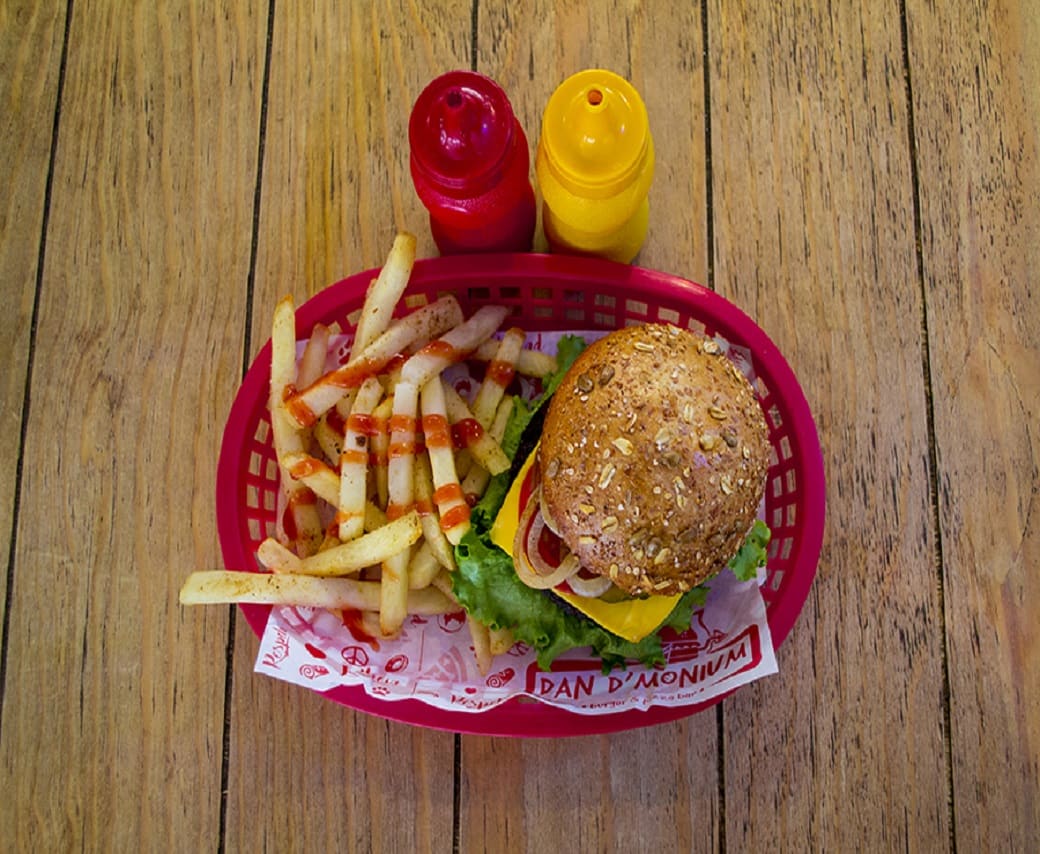 ChidasMX recomienda: Pan D’Monium ¡Burgers, malteadas y alitas veganas!