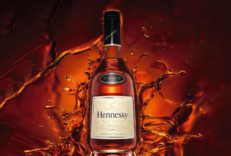 Hennessy V.S.O.P te lleva a la mega fiesta de Soy Grupero