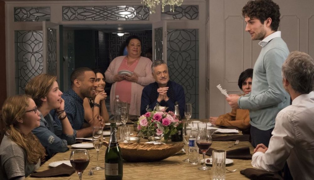 la-casa-de-las-flores-netflix-familia-1000×574