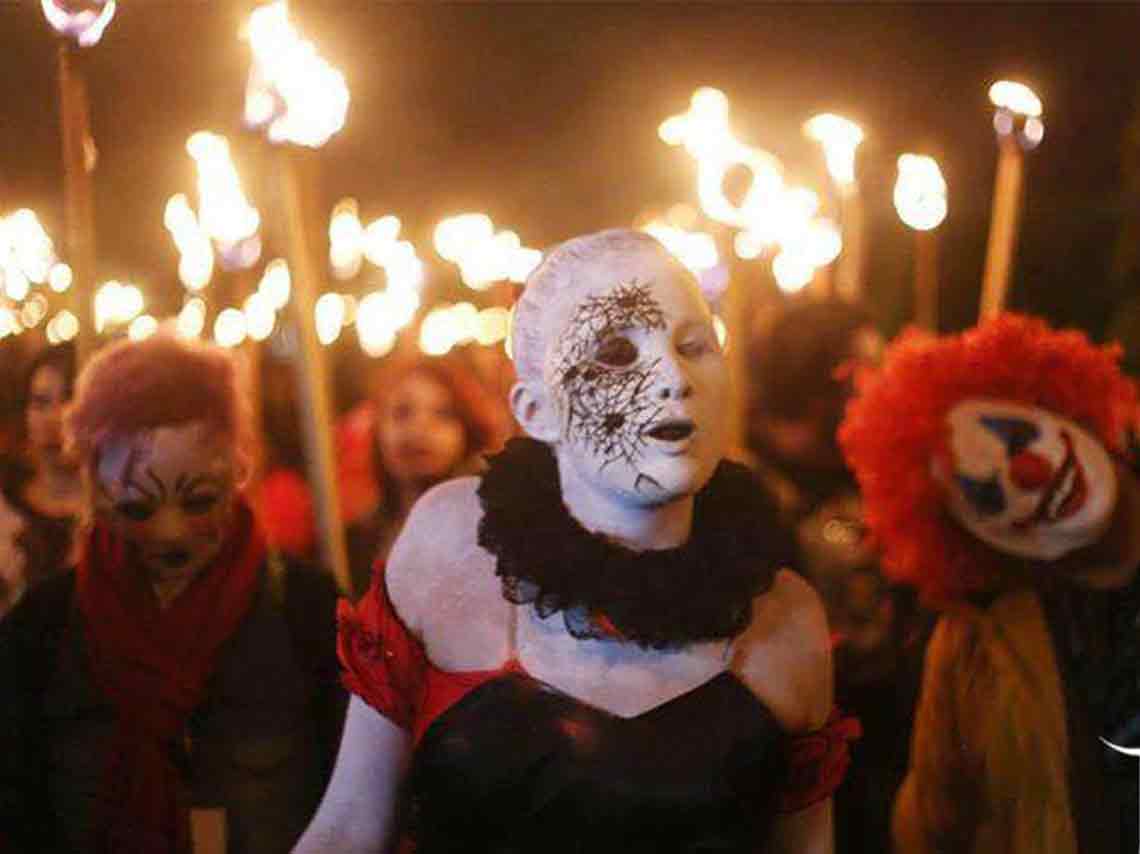 Marcha de las Bestias 2018 bruja