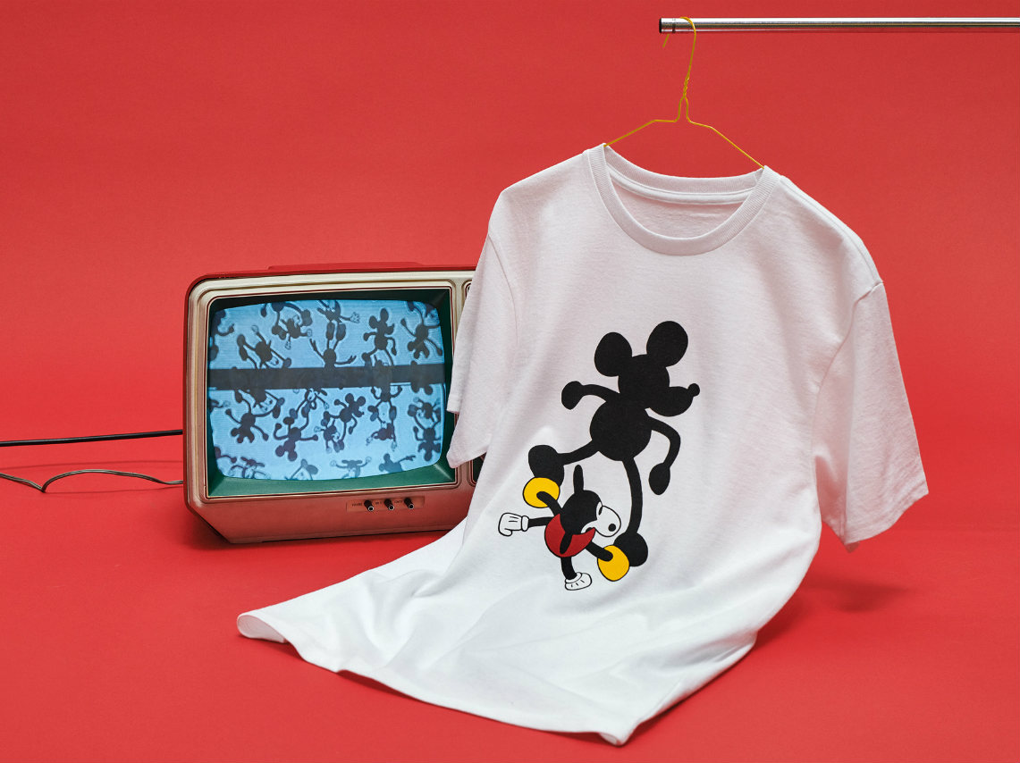 nueva colección de Vans para celebrar los 90 años de Mickey Mouse: playera