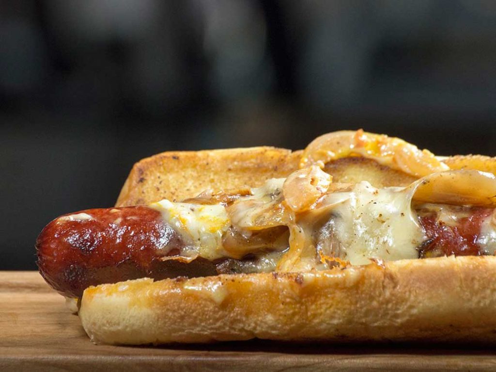 nuevo récord mundial de la línea de Hot Dogs más larga del mundo hor dogs con queso