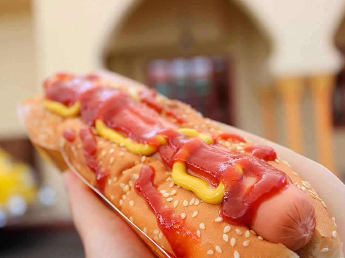 nuevo récord mundial de la línea de Hot Dogs más larga del mundo hot dog grande