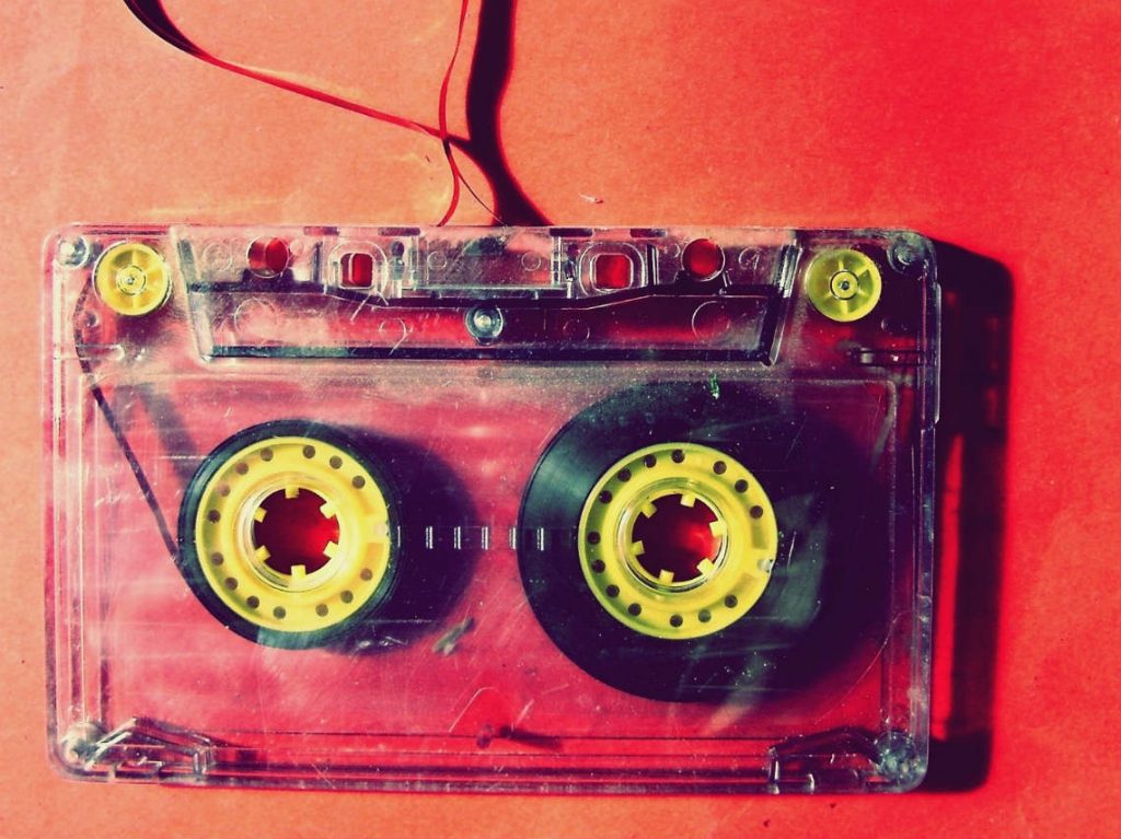 Quiero Club y Joe Volume presentan cassettes en Discotráfico