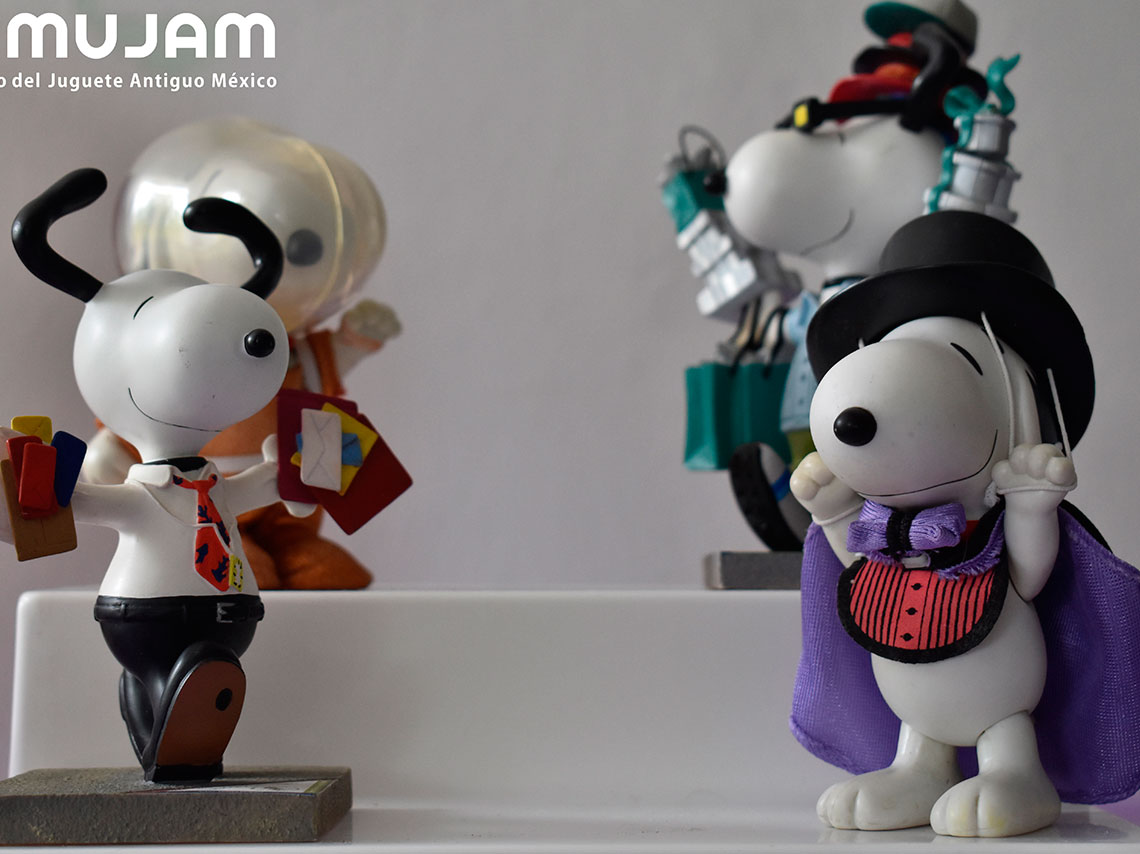 expo de Snoopy 2018 en el MUJAM juguetes