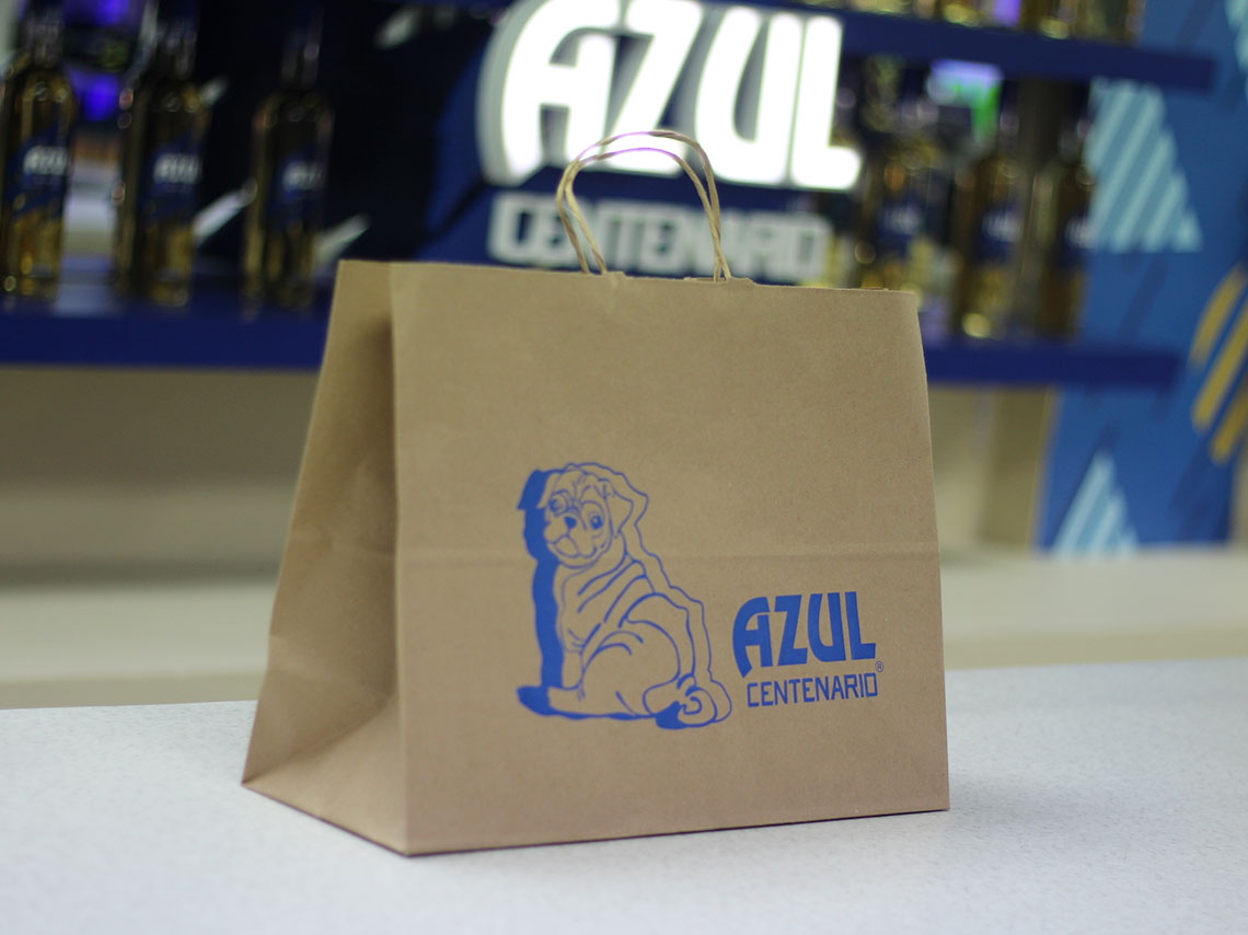 Tequila Azul Centenario abre una tienda 24/7 bolsa