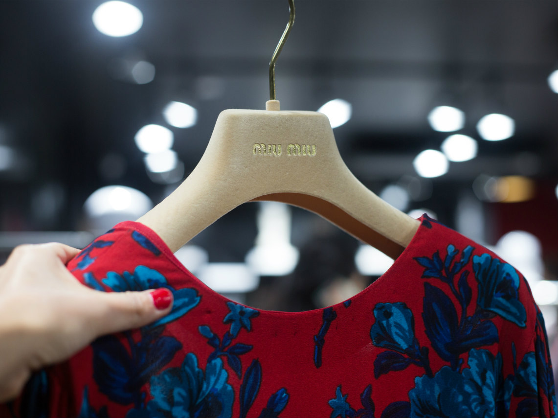 BRNDS, encuentra ropa de marcas de lujo como Miu Miu con descuentos de hasta el 80%