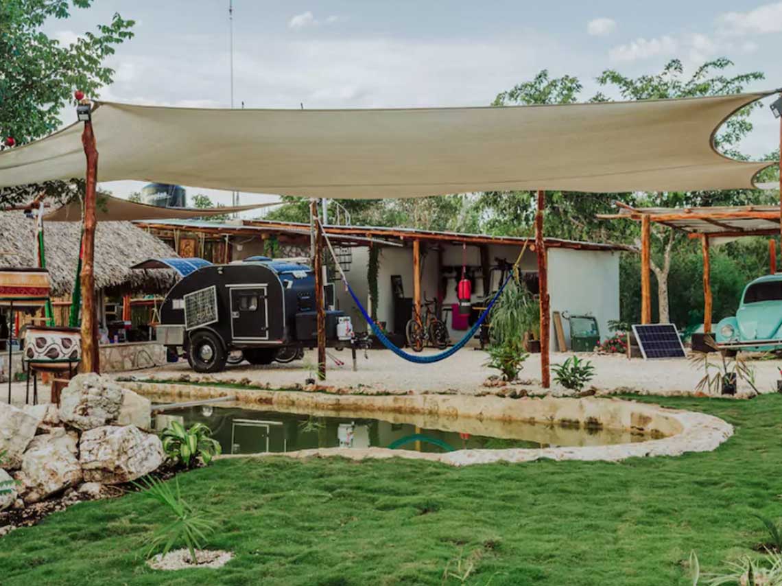 Conoce el vocho hotel en Yucatán alberca