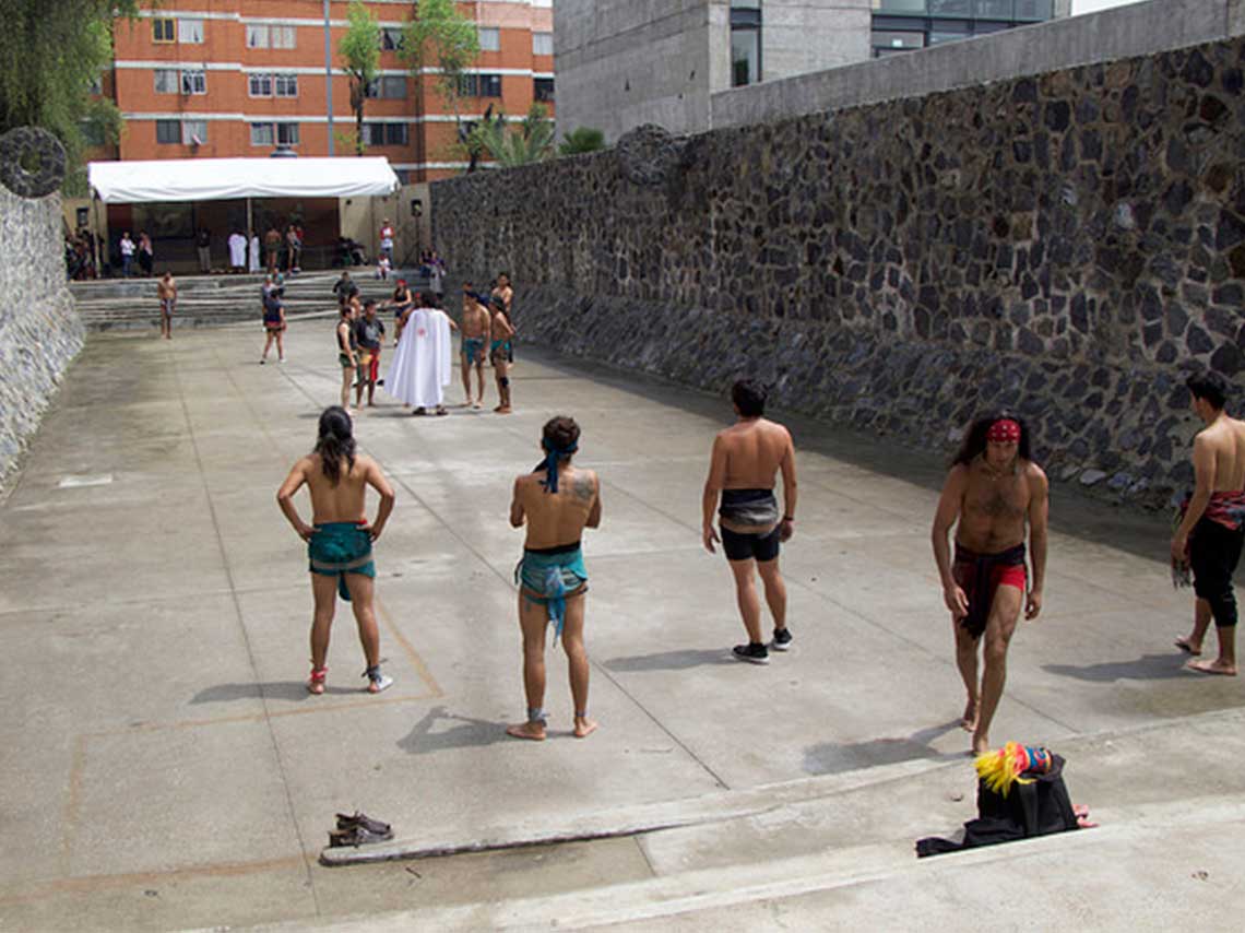 Faro Poniente en Azcapotzalco cancha de pelota