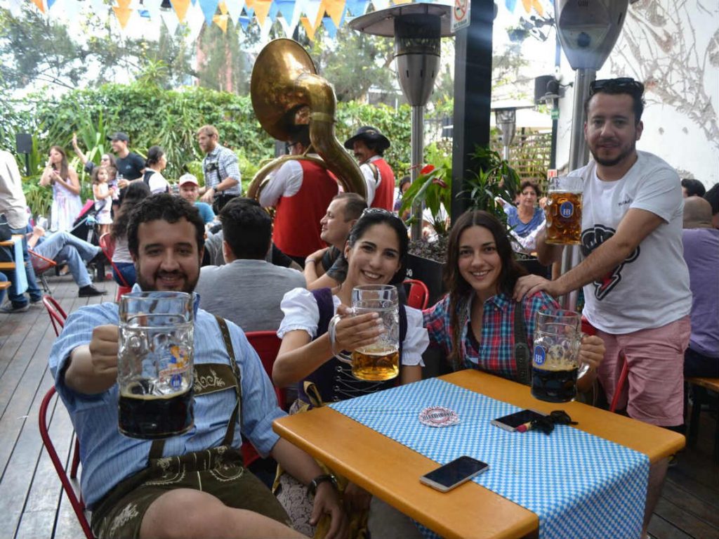 festeja el oktoberfest 2022 