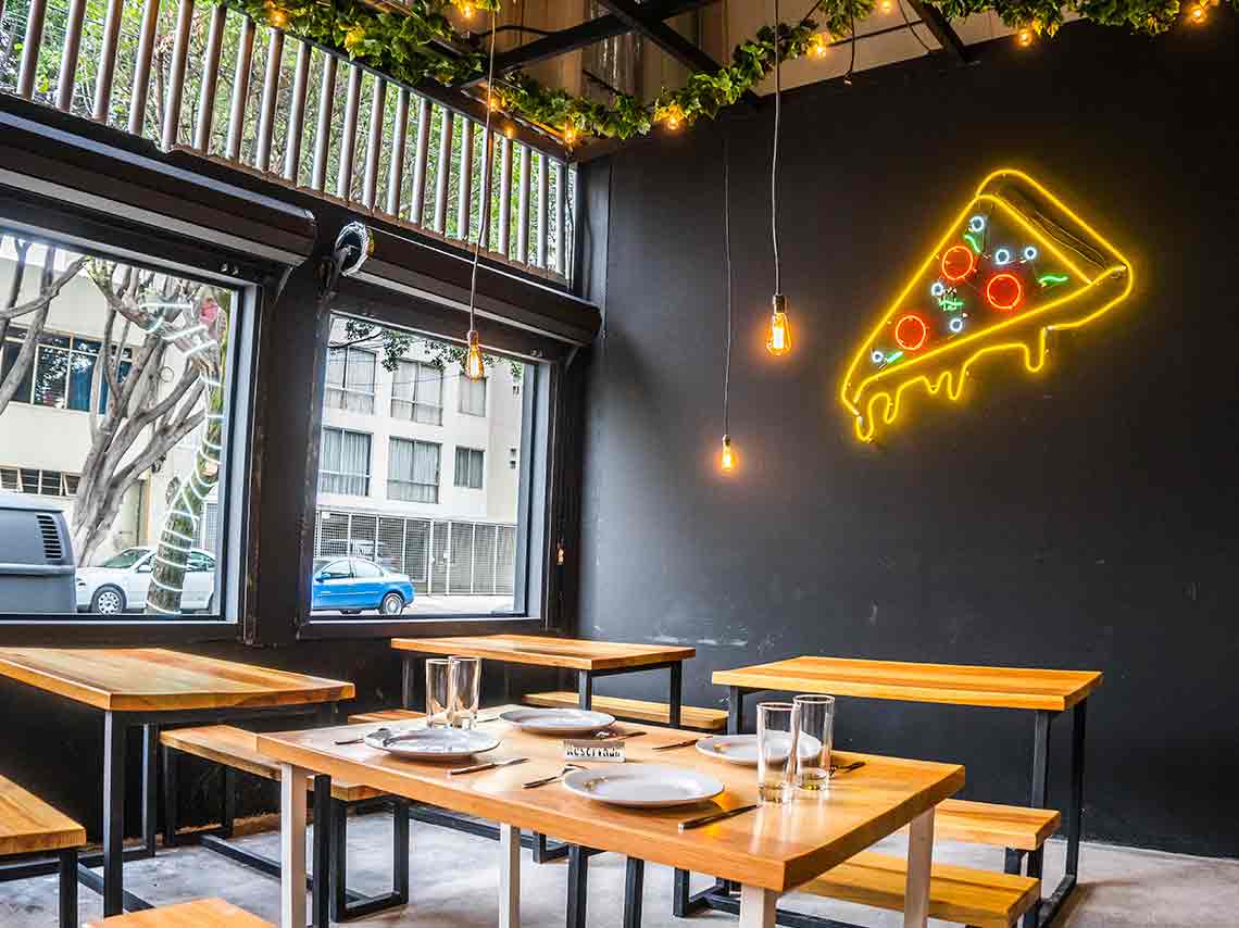 Gino’s East, la pizza estilo Chicago, abre una sucursal en La Del Valle