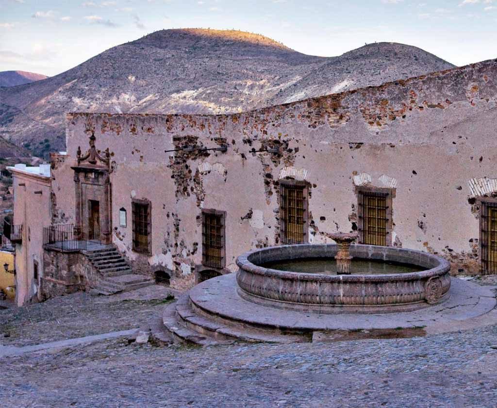 Pueblos olvidados para recordar