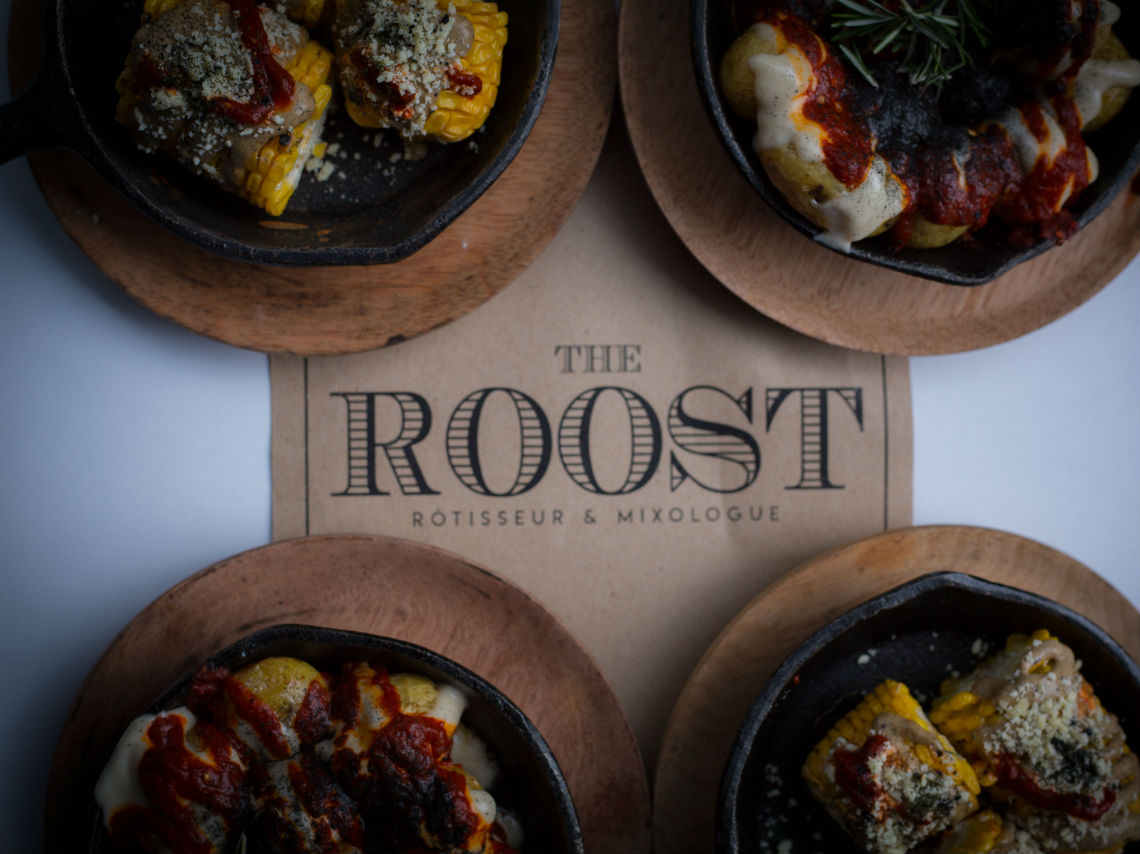 (CERRADO)The Roost, rosticería que promueve el consumo local