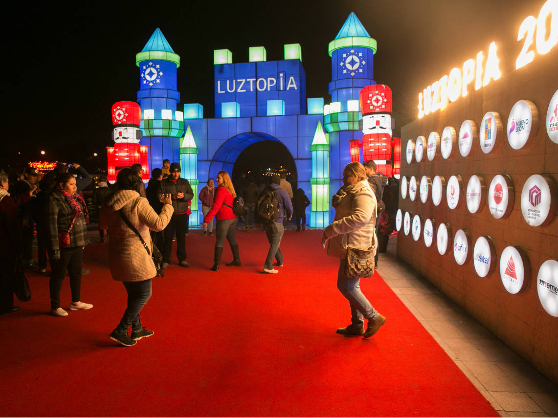Luztopía 2018: el enorme festival de luces navideñas