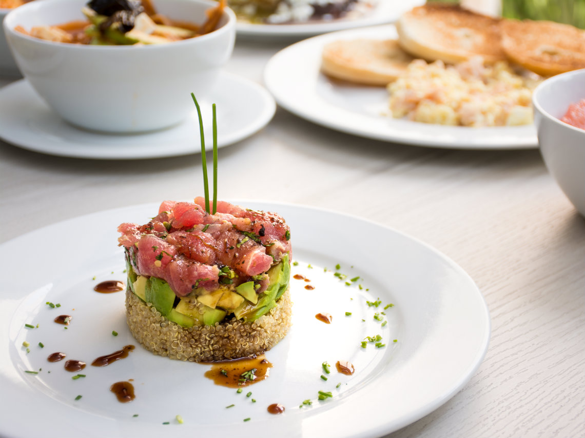 manteconchas rosas con causa y platillos