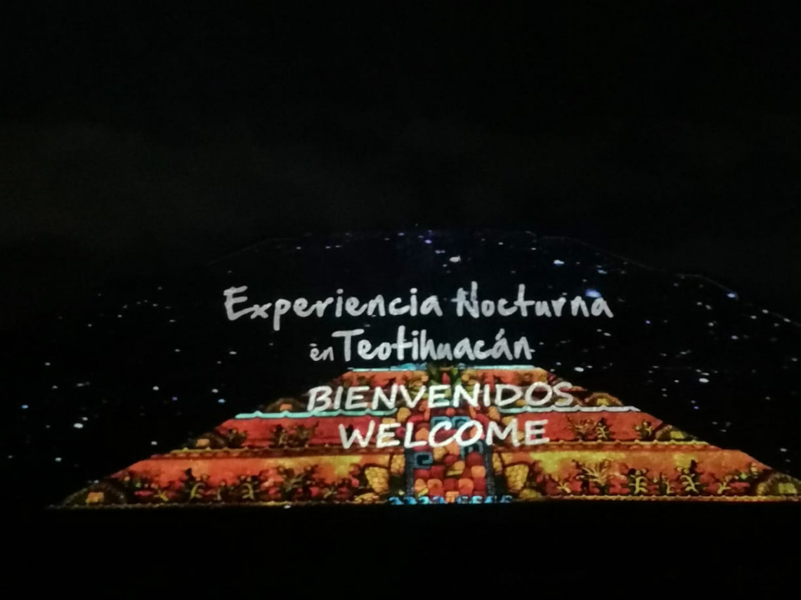 Experiencia nocturna en Teotihuacán bienvenida