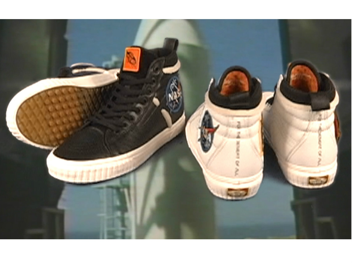 space-voyager-la-coleccion-de-vans-x-nasa