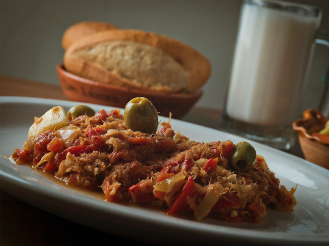 Restaurantes que ofreden platillos navideños.